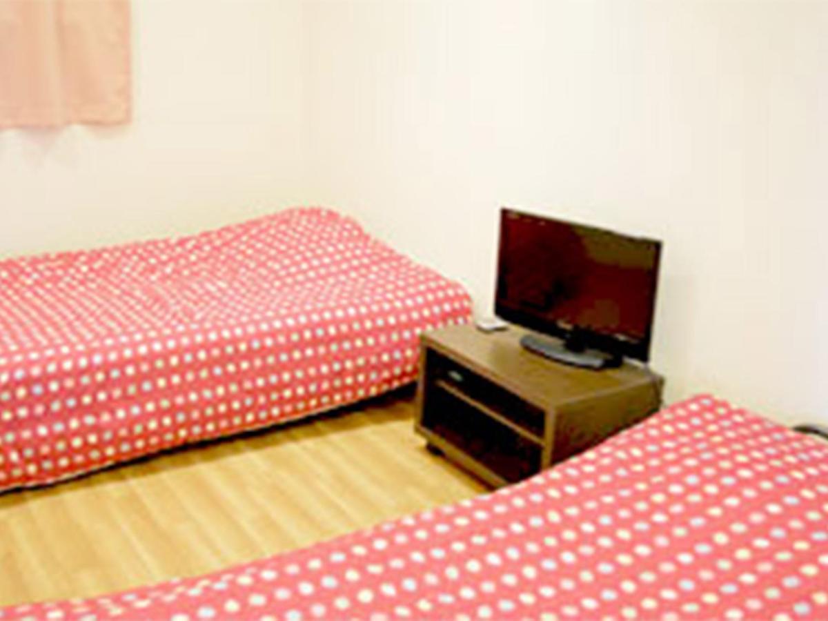 Guest House Fukutomi - Female Only Naha Exterior photo