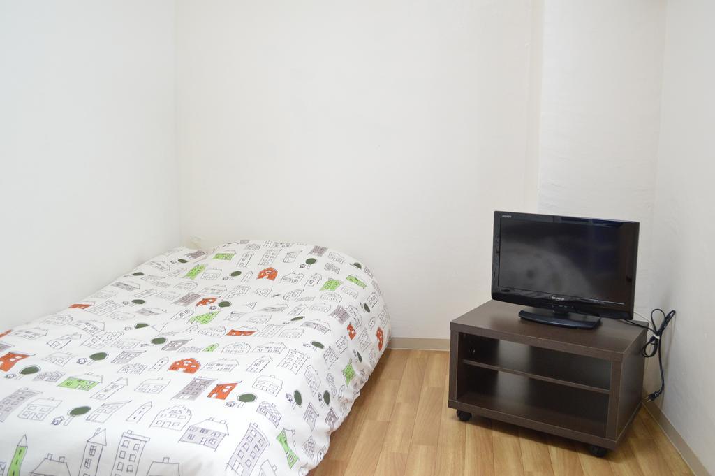Guest House Fukutomi - Female Only Naha Room photo